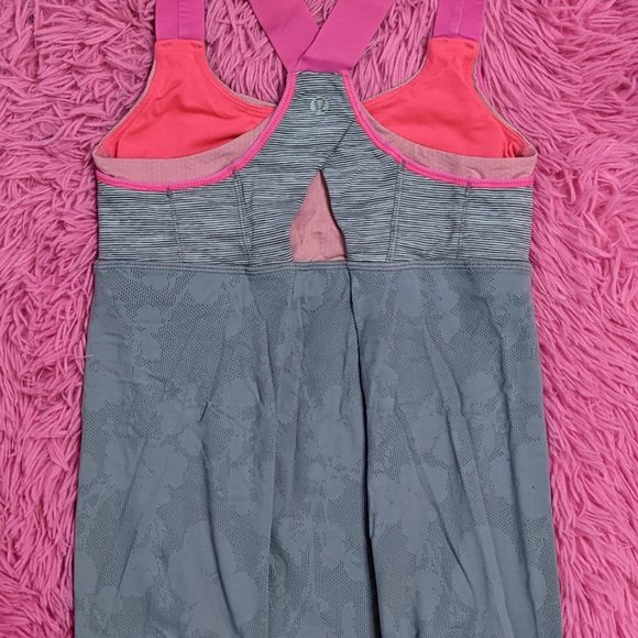 Lululemon - Picture 2 of 2